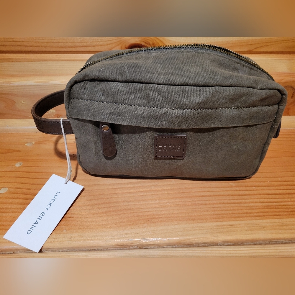 Lucky Brand Olive Men's Toiletry Bag NWT with Travel Samples - Picture 5 of 7